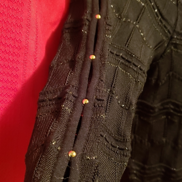 Sweater - Picture 2 of 5